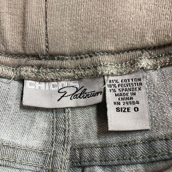 Chico’s Platinum Women’s Pants Pull On Jean Style Distressed Fabric Gray - Picture 4 of 5